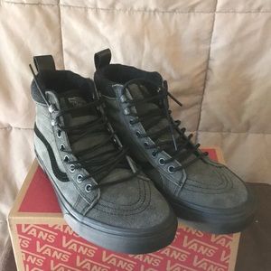 Sk8-Hi MTE Black Suede